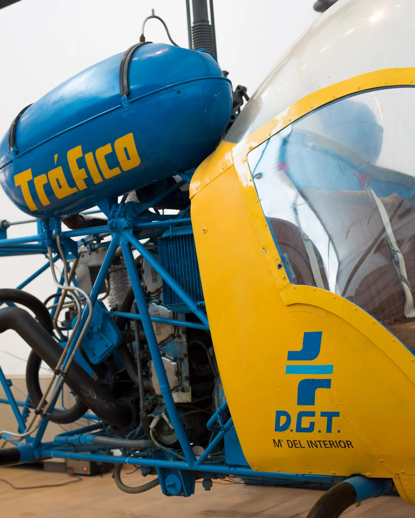 Detalle Helicóptero Bell 47 Helicóptero Bell